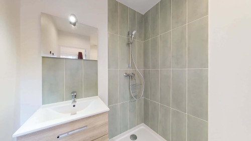 Suresnes Roosevelt - Private Studio (7)