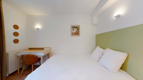 Jane - Private Room (3)
