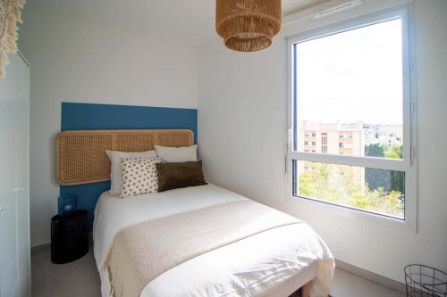 Warm room of 10 m² to rent near Lyon - LYO23