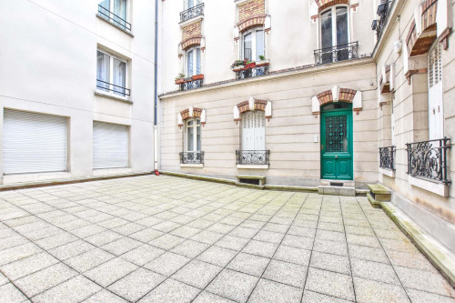 Magnifique appartement refait à neuf 2P / La Défense- BAIL MOBILITE