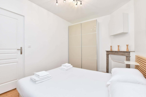Magnifique appartement refait à neuf 2P / La Défense- BAIL MOBILITE - Gallery - 2
