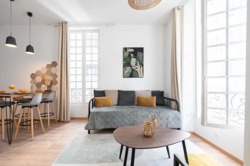 Les Petits Pavillons I