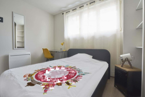 Chambre 4 - GENERAL LECLERC. H