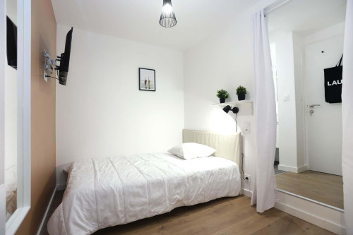 Chambre 1 - CAFFARELLI L
