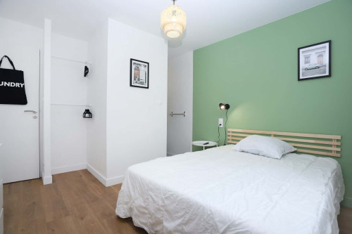 Chambre 1 - Jean Jaures 3