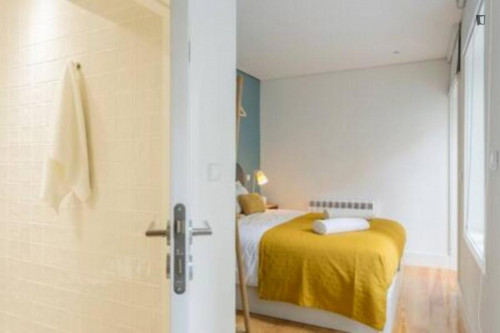 Blackbird Calling - Charming 1-bedroom apartment near Aliados metro station