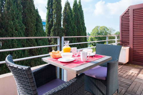 Studio meublé de 20m² avec balcon au Cannet