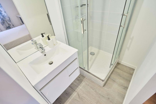 Chambre 2 - JARDINIERS C11 - Gallery - 6