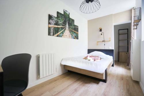 Chambre 1 - BVD DE BEAUVILLE