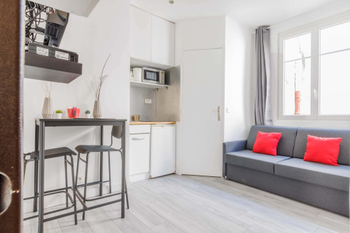 Studio cosy LEVALLOIS - BAIL MOBILITE