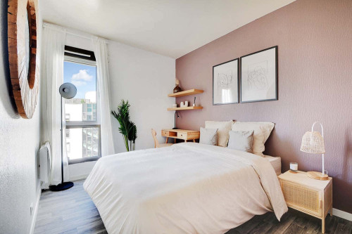 Move into this 11 m² peaceful room in coliving in Puteaux - PUT15
