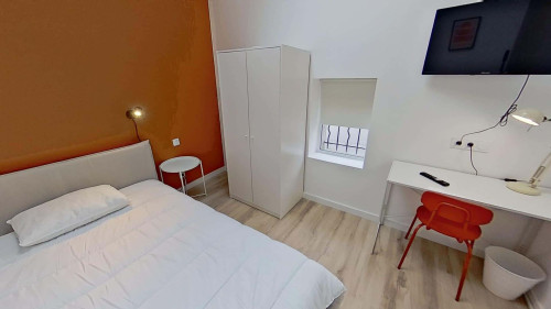 Chambre 2 - KERBLOAS