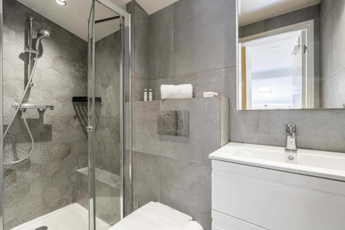 Duplex lumineux - Cannes Centre - Bail mobilité - Gallery - 7