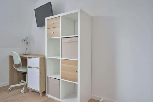 Chambre 4 - ROGER SALENGRO C