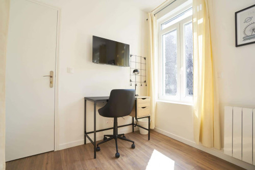 Chambre 2 - THIERS
