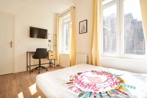 Chambre 2 - THIERS