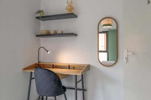 Spacious 15 m² room for rent in Strasbourg - ST96