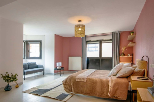 28 m² masterbedroom for rent in Strasbourg - ST94