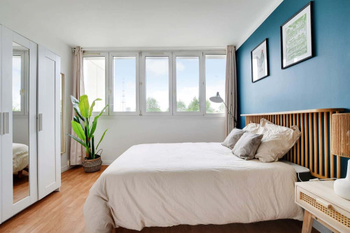 Spacious 13 m² room in Kremlin-Bicêtre - KRB39