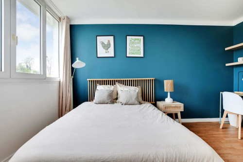 Spacious 13 m² room in Kremlin-Bicêtre - KRB39