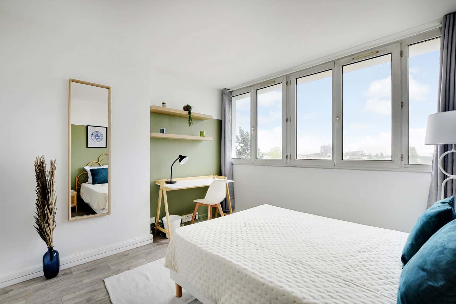 Minimalist 12 M² Room To Rent Near Paris - KRB25 - 1