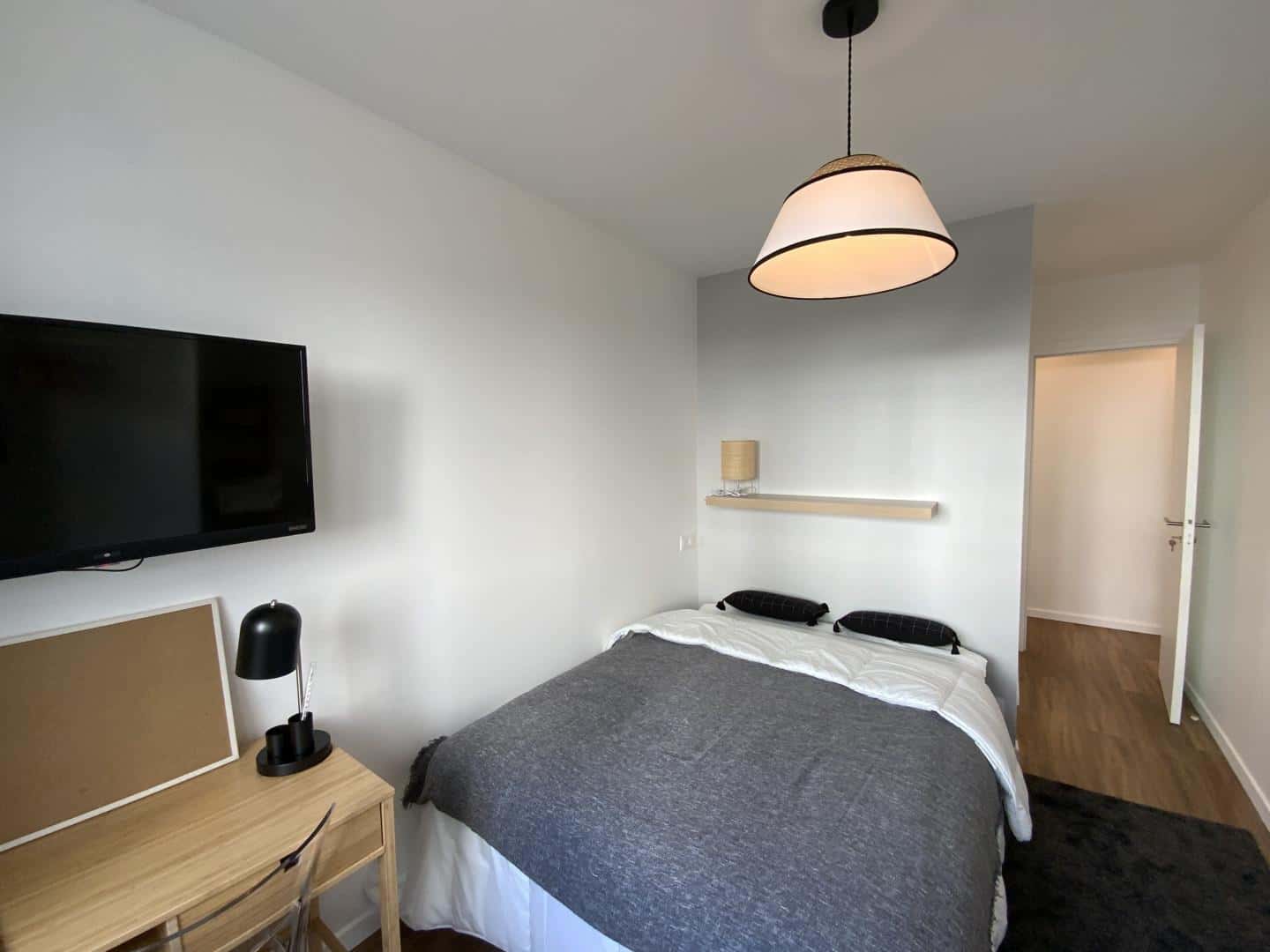 Chambre 3 - LOUIS BLANC - 1