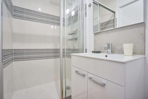 6 - LAON M - Gallery - 7