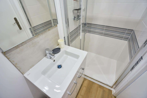 8 - LAON M - Gallery - 5