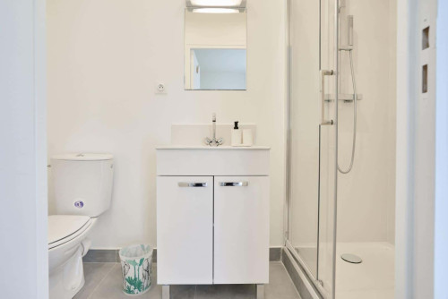Chambre 9 - COLOMBES - D'ORVES