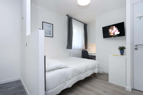 Chambre 1 - MONSEIGNEUR MOUEZY