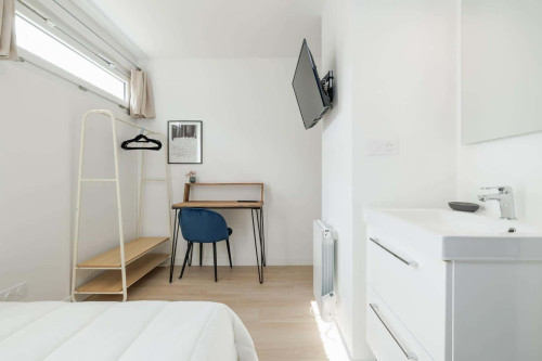 Chambre 1 - EMAILLERIE