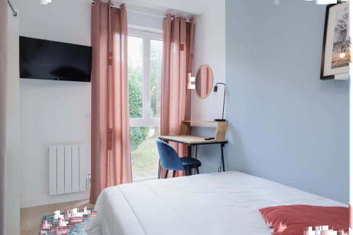 Chambre 2 - EMAILLERIE