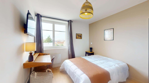 Chambre 1 - CHANZY F