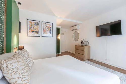 Le Bastille - Double Room 301