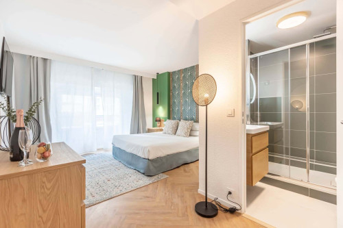 Le Bastille - Double Room 202 - Gallery - 8