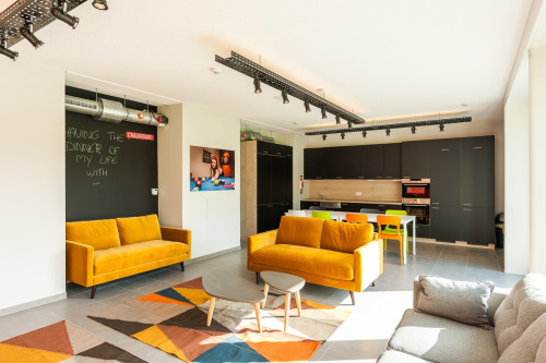 Timi Upkot - Communal Area