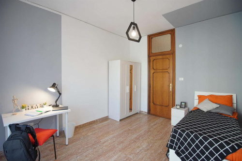 Via Pietro Castellino 141 sc. A p. 6 Int 11 - Stanza 58