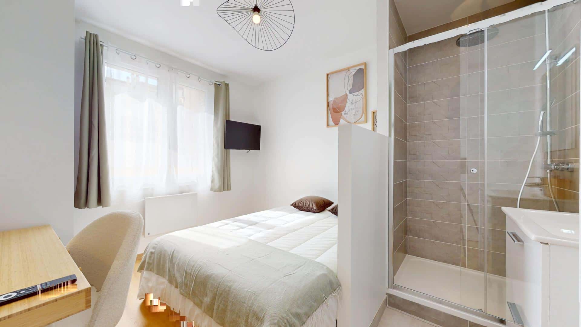 Chambre 3 - ALBERT 1ER C - 1
