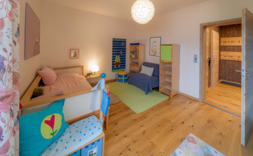 Herzo Family Garden Apartment