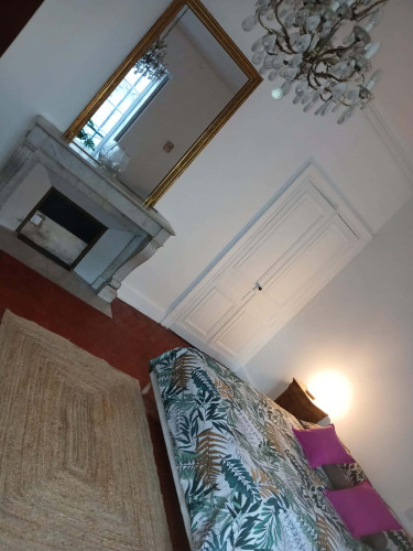 Apartment in Grand Rue, Nîmes for 100 m² with 2 bedrooms