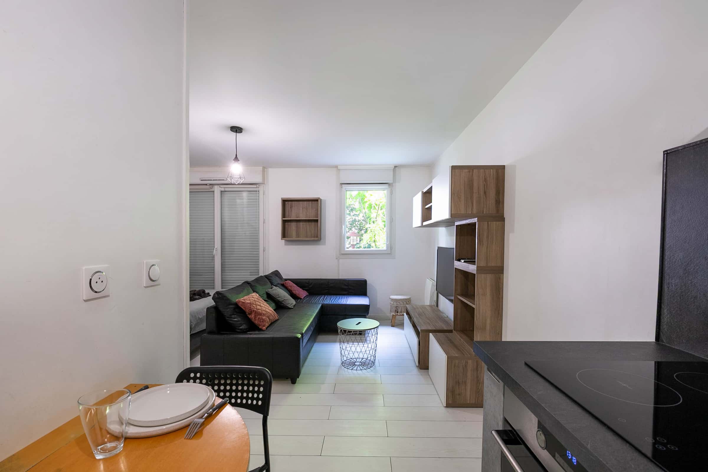 Apartment In Avenue Gabriel Péri, Bezons For 30 M² - 1