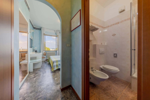 Room in Corso Felice Cavallotti, Novara with 1 bedroom - Gallery - 6