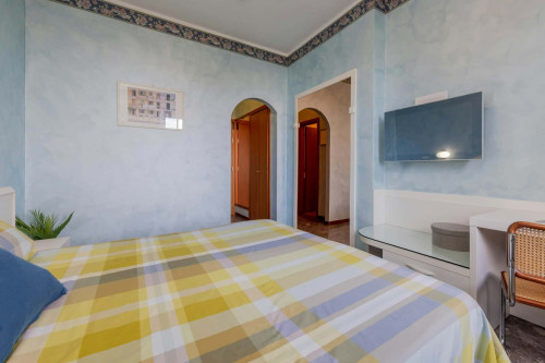 Room in Corso Felice Cavallotti, Novara with 1 bedroom