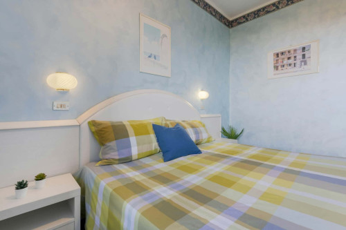 Room in Corso Felice Cavallotti, Novara with 1 bedroom