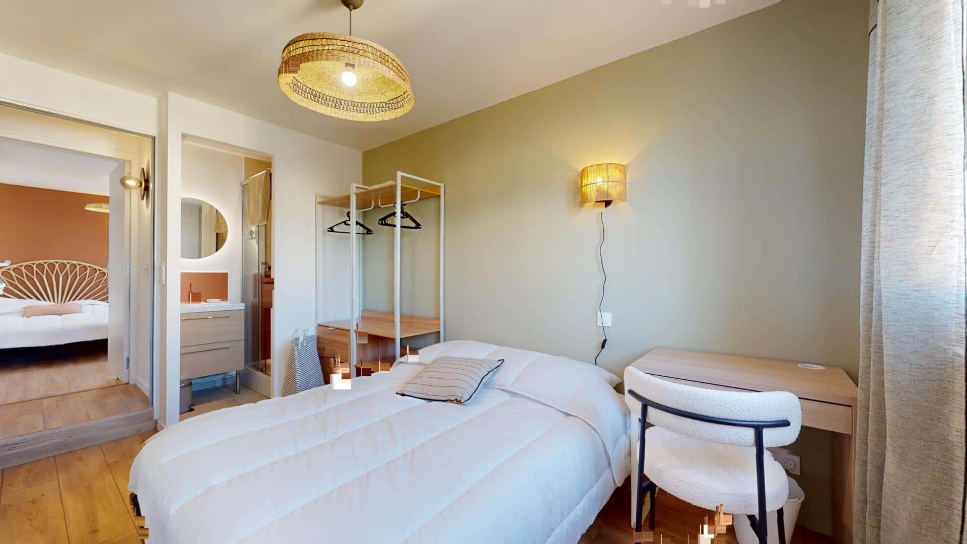 Chambre 3 - CENTRAYRARGUES FAU - 1