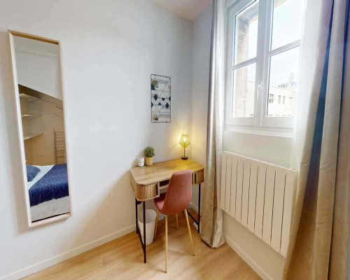 Chambre dans le Rue des Étables