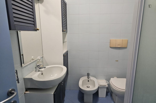 Neat single bedroom in Bicocca - Gallery - 5