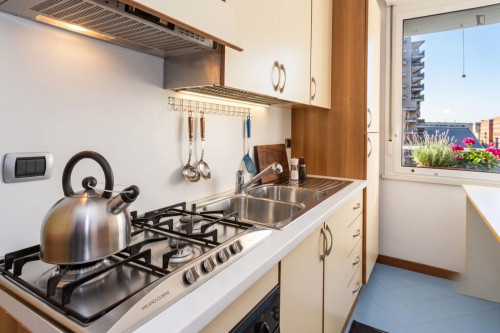 Neat single bedroom in Bicocca