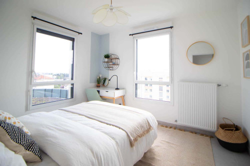 Refined 11 m² bedroom near Lyon - Gallery - 5