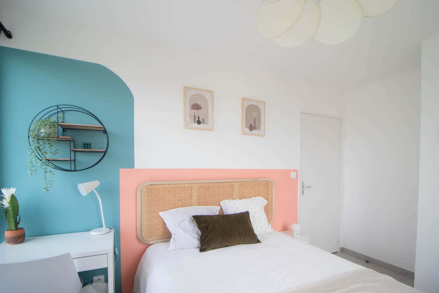 11 M² Colourful Bedroom In Villeurbanne - 1